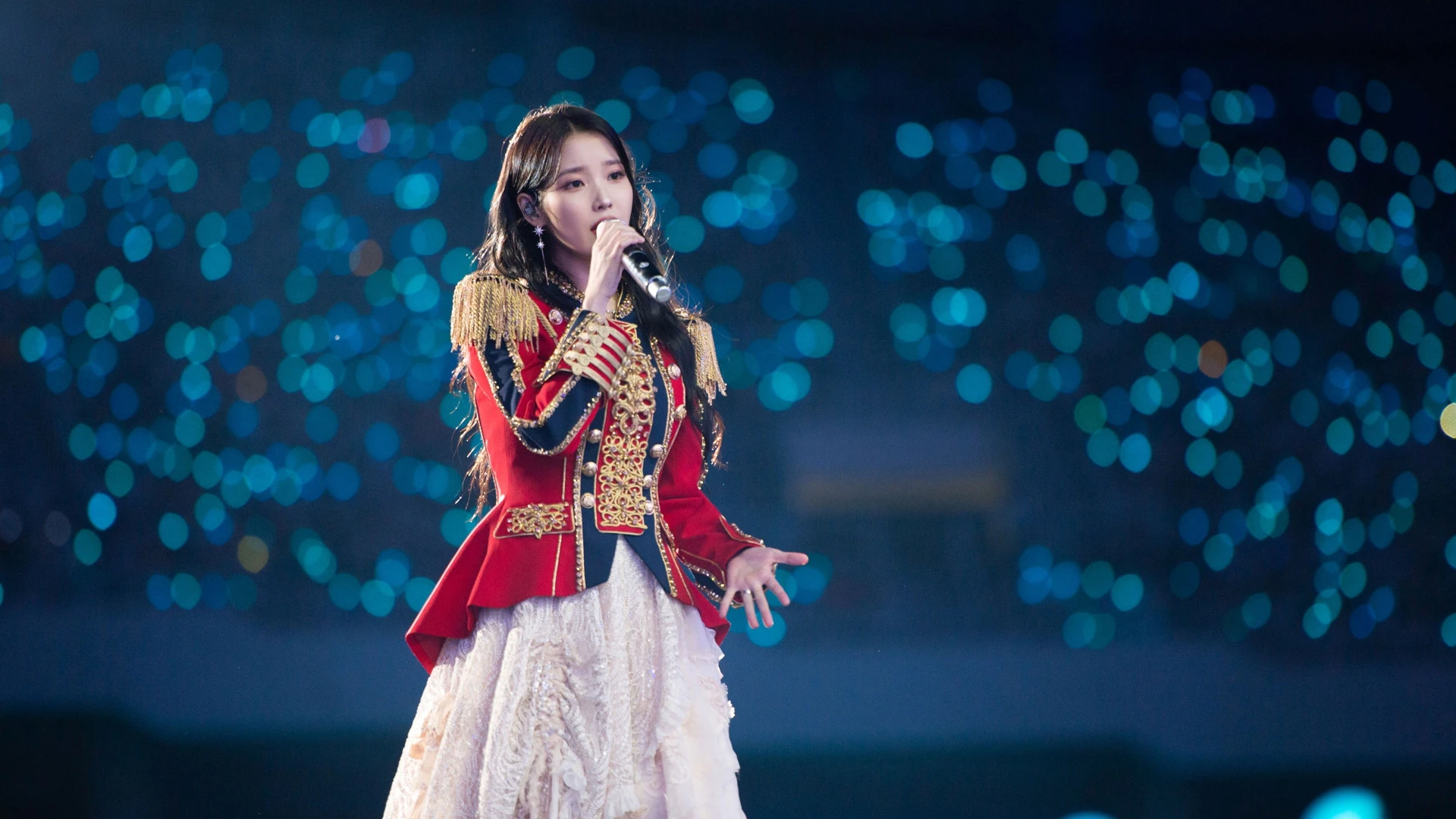 IU Concert: Thời Khắc Quý Giá