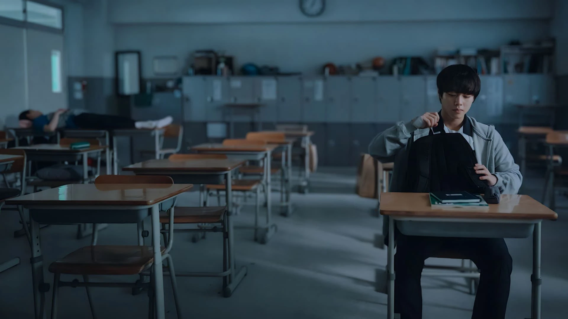 Người Hùng Yếu Đuối (Phần 2)