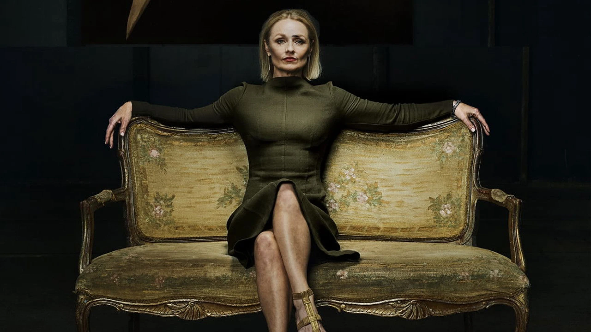 Tác Phẩm Thứ Hai