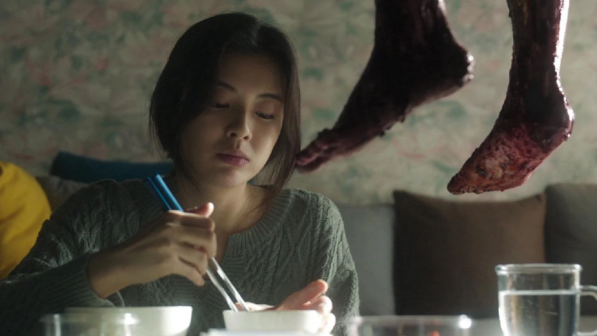 Tiếng Ồn Quỷ Dị